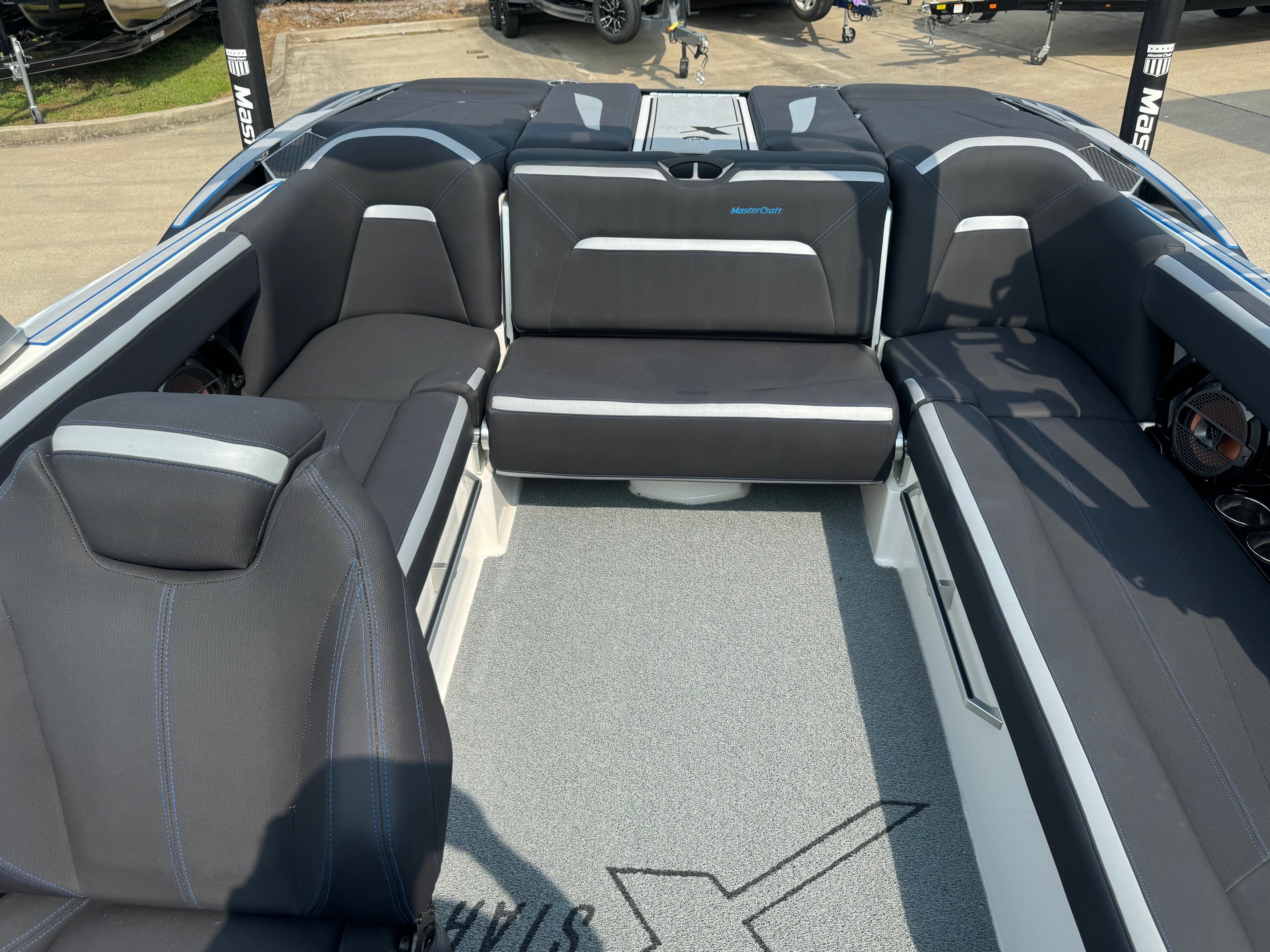2019 MasterCraft XStar Icon